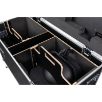 SHOWTEC Case for 2x Showtec Goliath Penn Elcom-Hardware und Lenkrollen mit Bremse